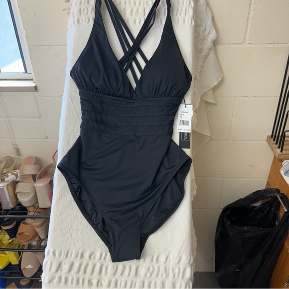 La Blanca black island goddess strappy one piece swimsuit low neck size 12 #361 - Picture 3 of 7